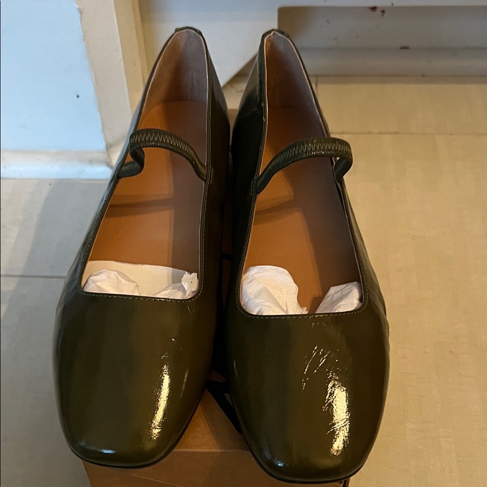 Madewell Greta patent leather flats - Picture 3 of 5